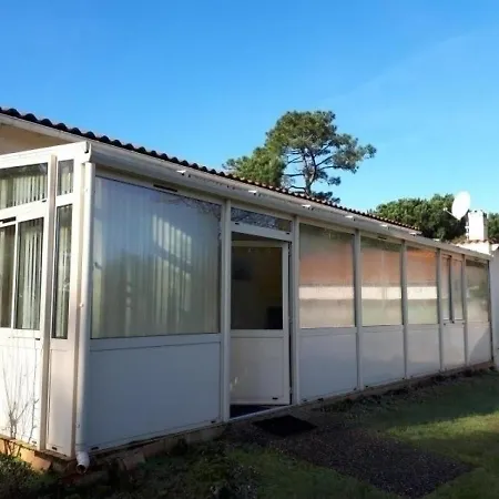 Maison Meschers-sur-gironde, 3 Pieces, 4 Personnes - Fr-1-305-1400 Semesterbostad